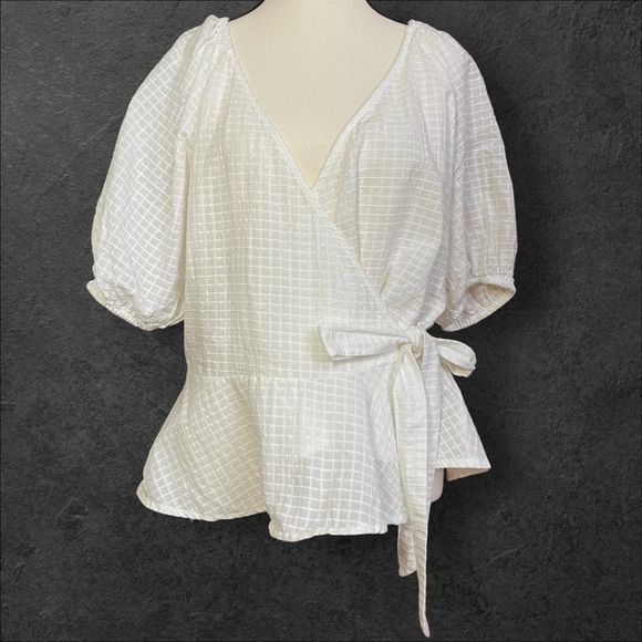 Universal Thread Tops - Puff Sleeve Wrap Bow Tie Textured White Blouse XXL